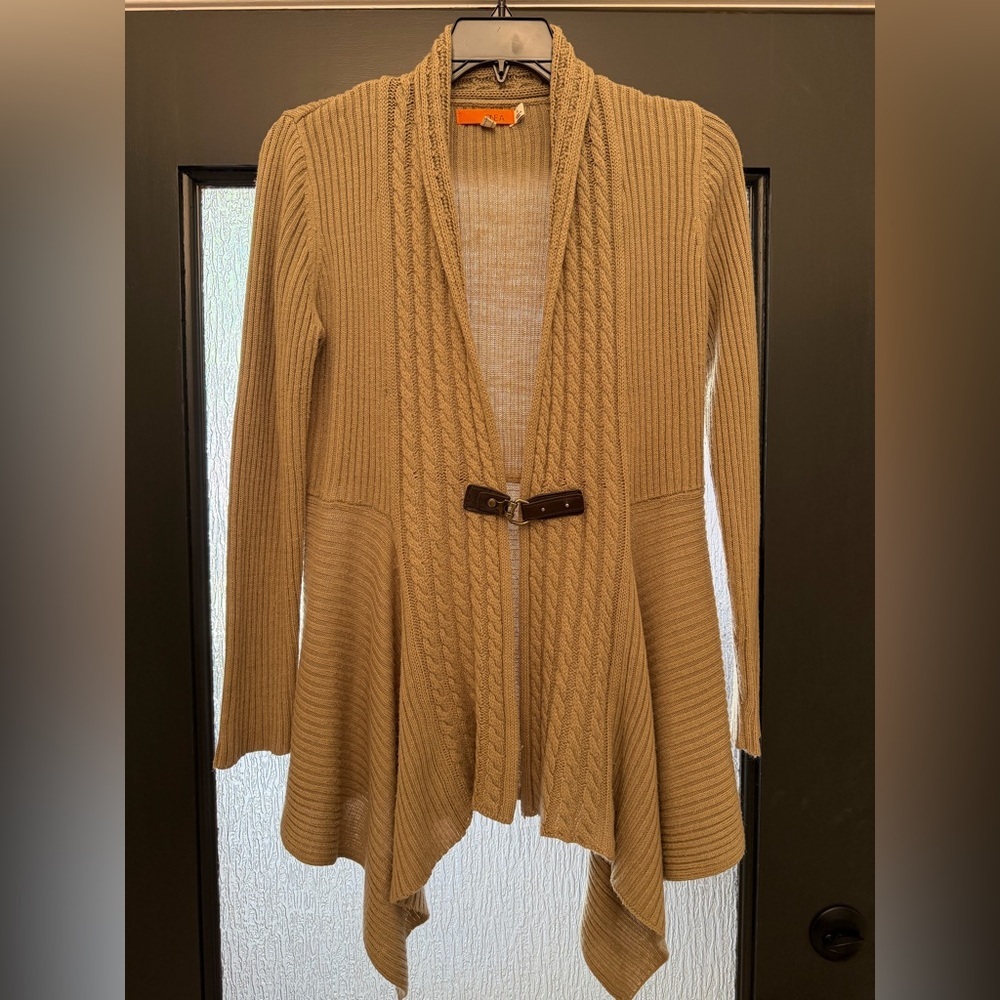 One A Women's Tan Cable Knit Cardigan
